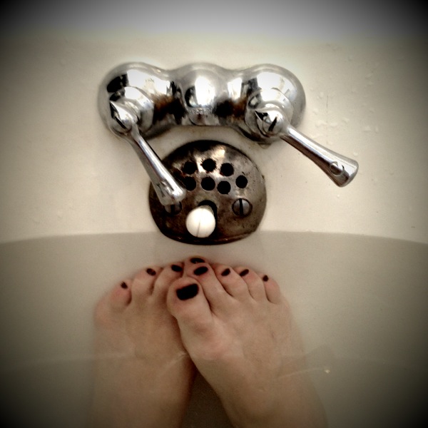 feet in bath 2012